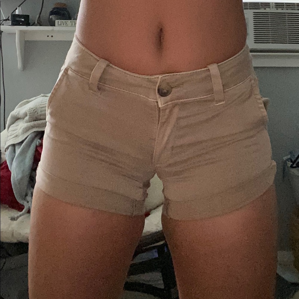 stretchy shorts